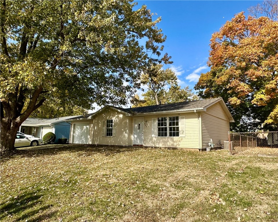 903 W Crawford Street Property Photo 1