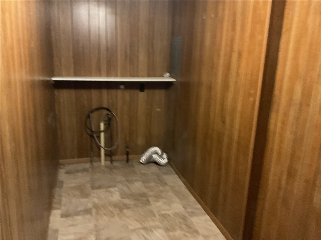 405 Shelby Street Property Photo 6