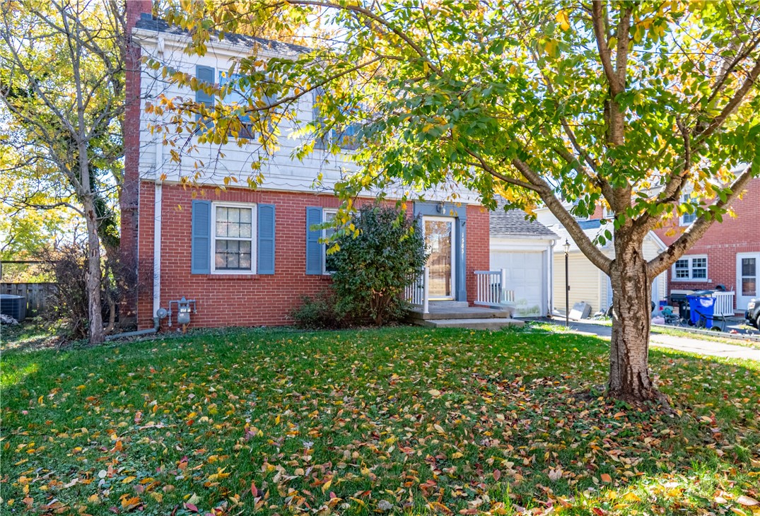 1585 W Sunset Avenue Property Photo 1