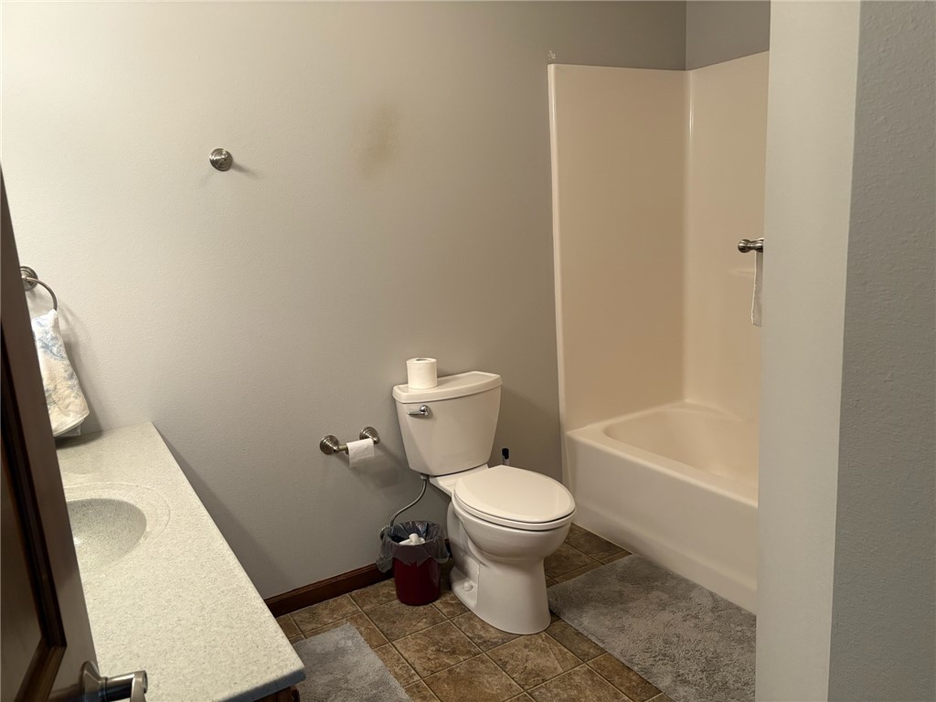 10245 E South Lake Drive Property Photo 14