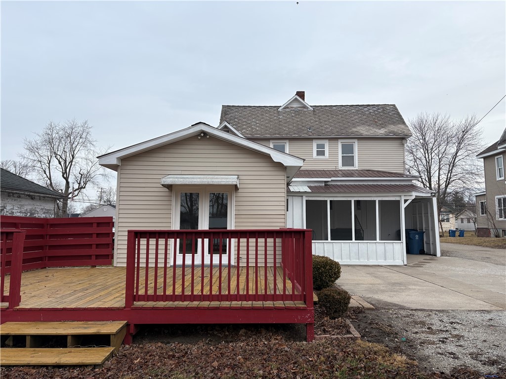 309 E Maple Street Property Photo 2