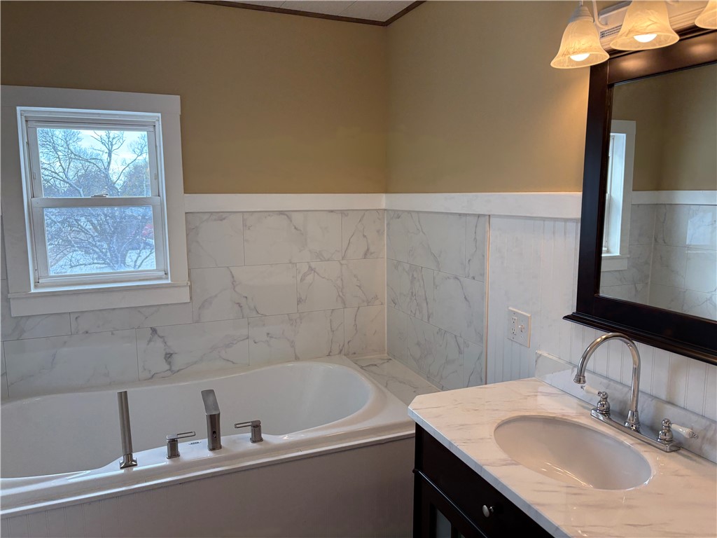 309 E Maple Street Property Photo 12