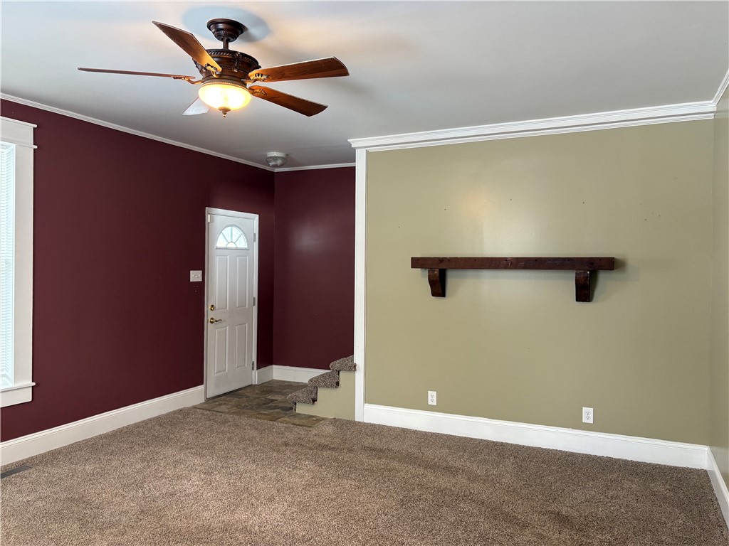 309 E Maple Street Property Photo 17