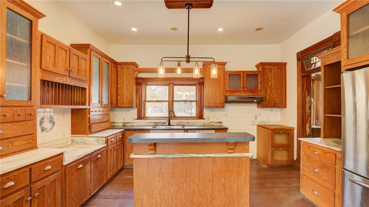 600 S Don Ryan Street Property Photo 16