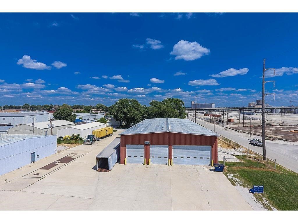 1102 N 18th Street Property Photo 10