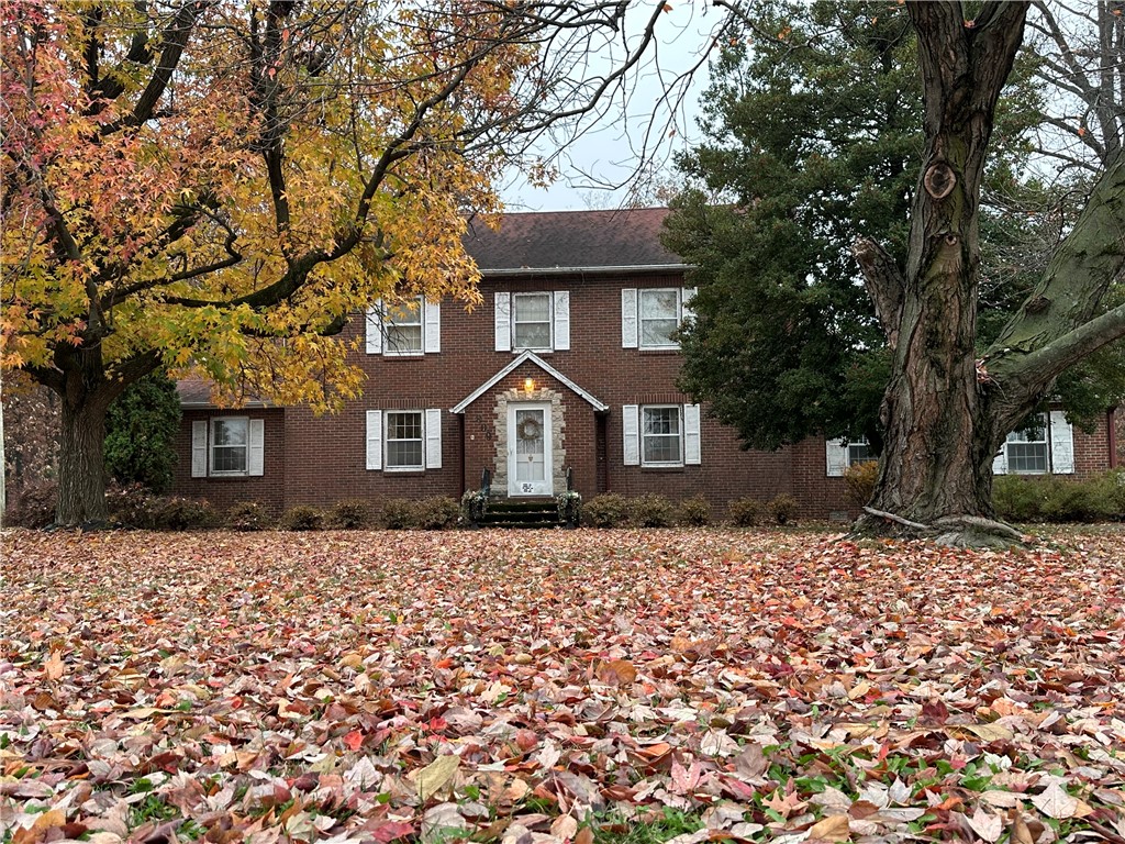 809 N Keller Drive Property Photo 1