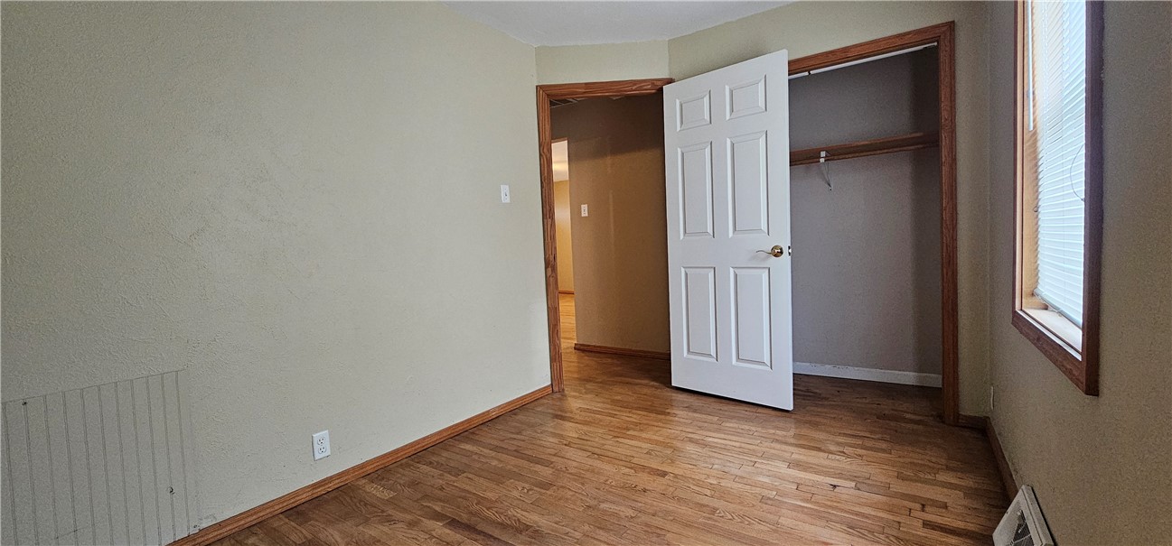 206 E 5th Street Property Photo 17