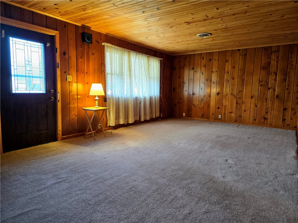 1521 King Street Property Photo 2