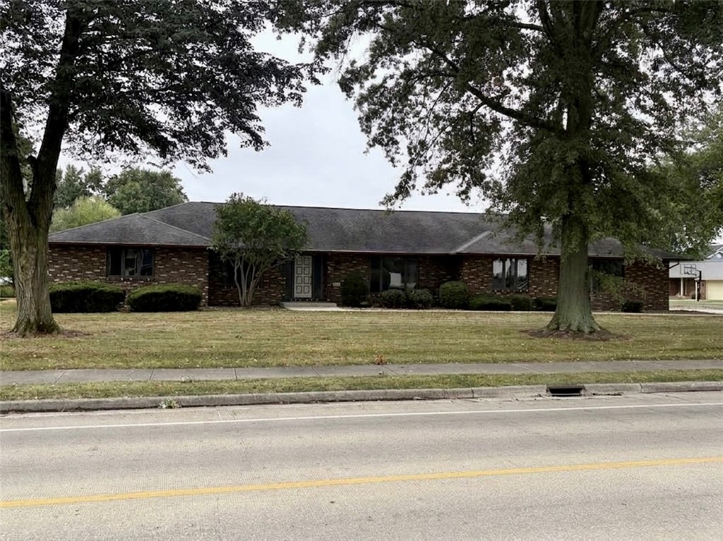 505 W Evergreen Avenue