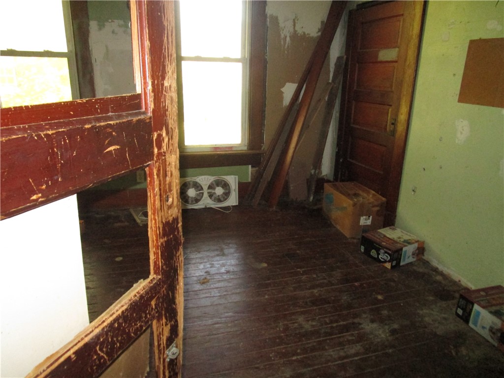 308 Kitchell Street Property Photo 9