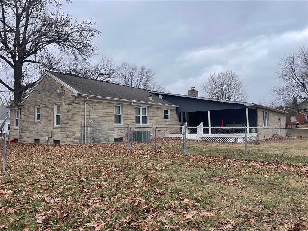 806 S 4th Street Property Photo 2