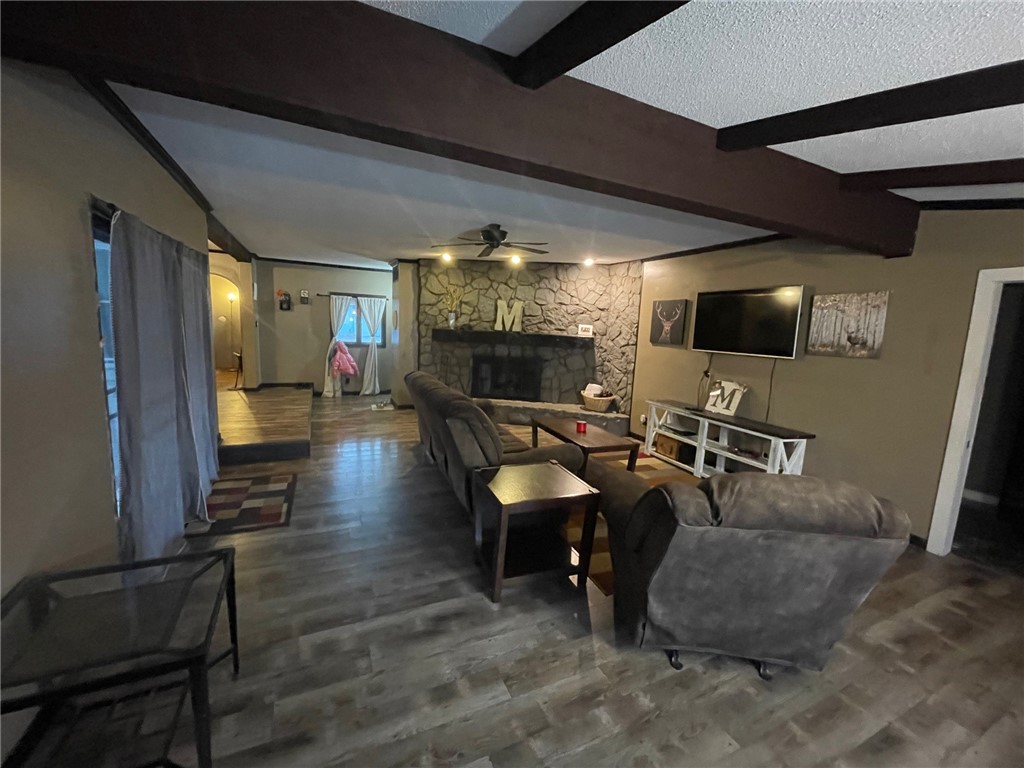 806 S 4th Street Property Photo 7