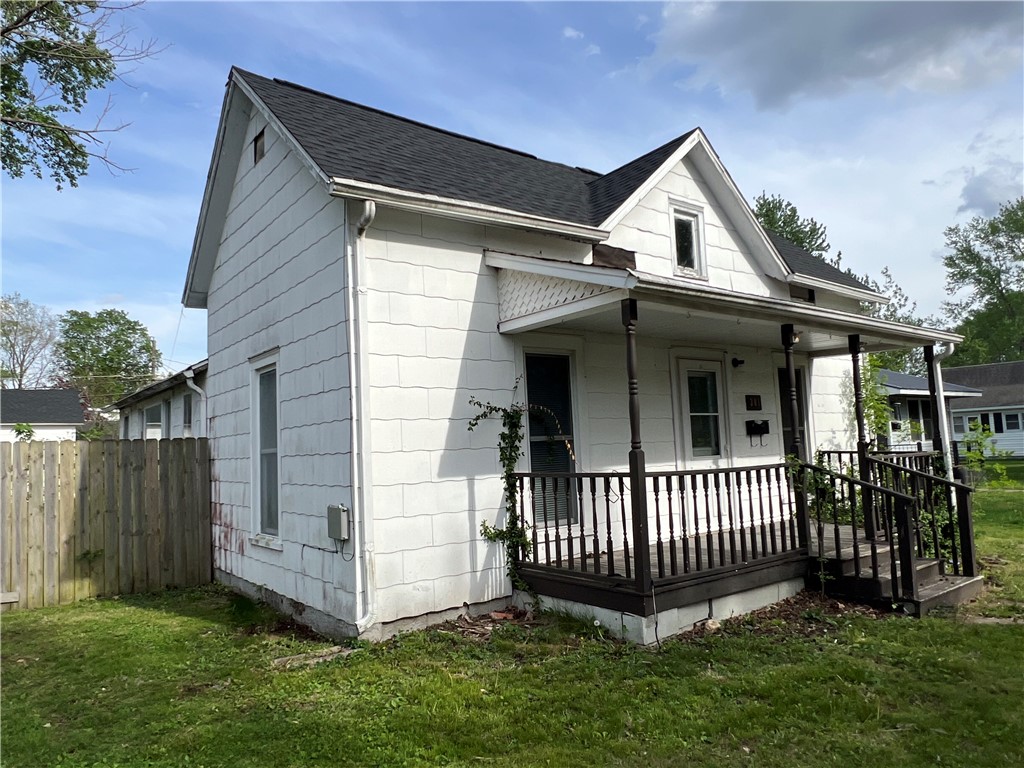 301 S 3rd Street Property Photo 3
