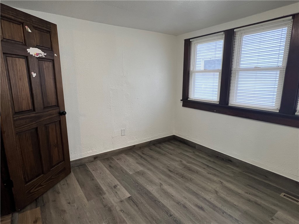 301 S 3rd Street Property Photo 16