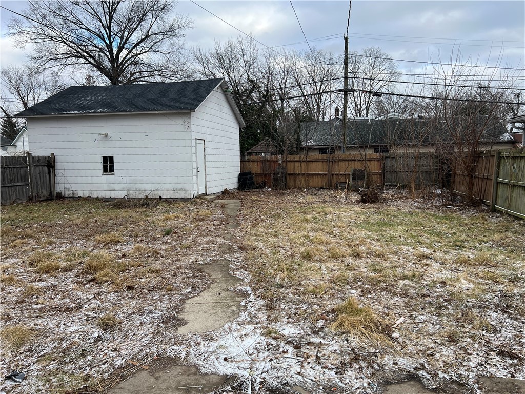 301 S 3rd Street Property Photo 22
