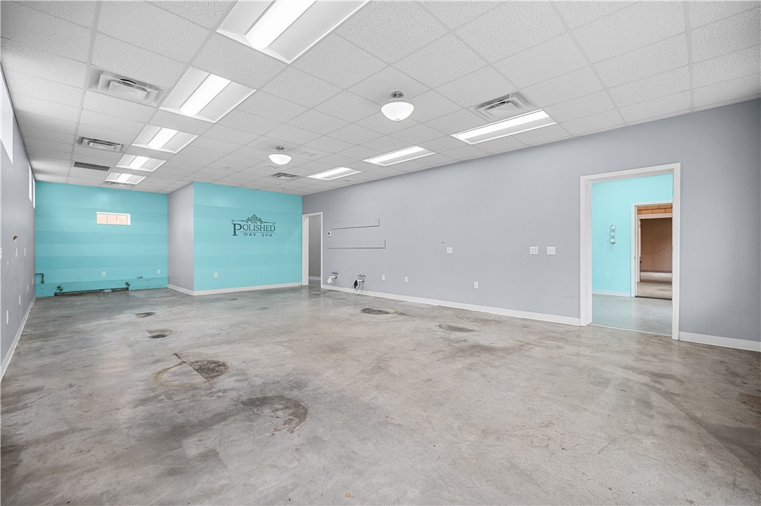 305 N Michigan Avenue Property Photo 7