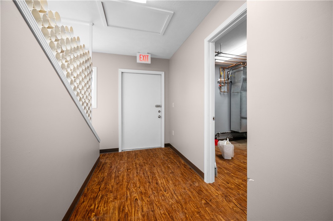 305 N Michigan Avenue Property Photo 38