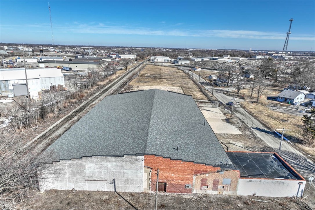 2165 N Lowber Street Property Photo 4