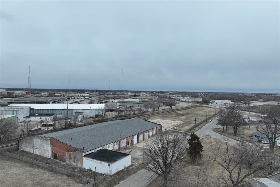 2165 N Lowber Street Property Photo 6