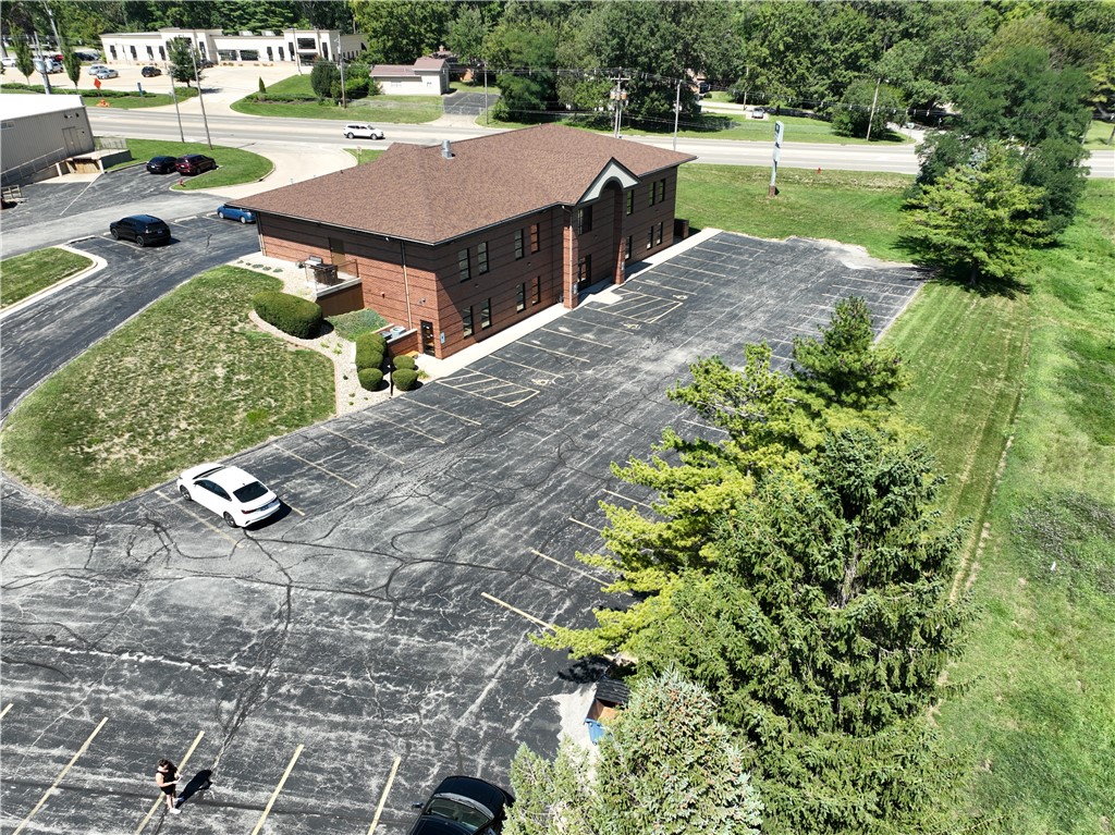 433 W Pershing Road Property Photo 3