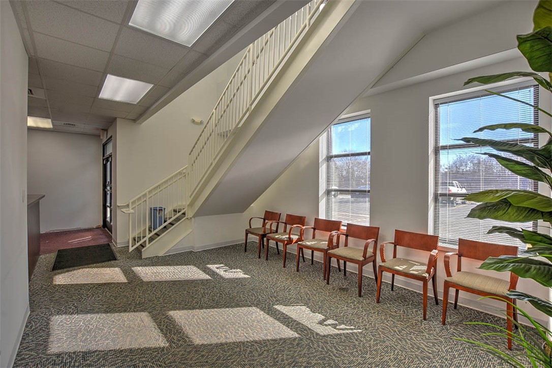 433 W Pershing Road Property Photo 8