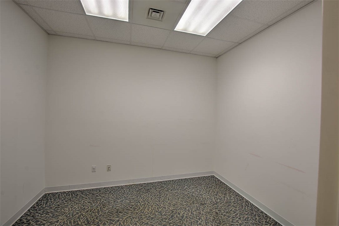 433 W Pershing Road Property Photo 12