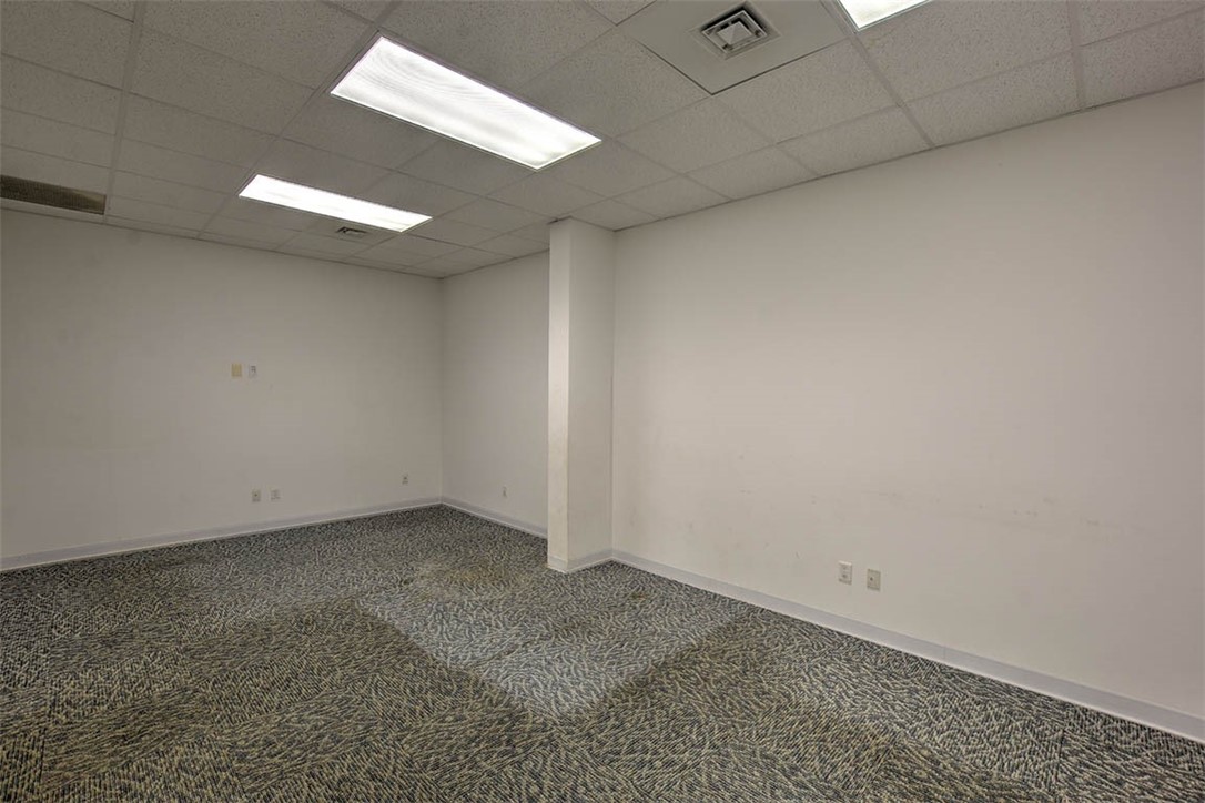 433 W Pershing Road Property Photo 13