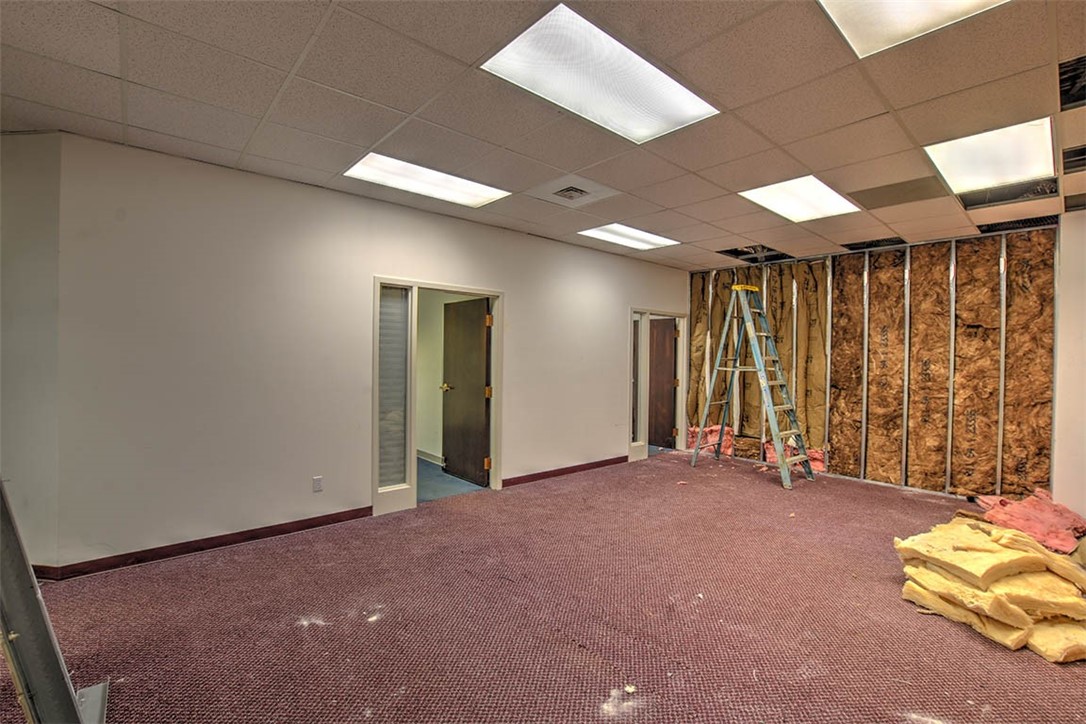 433 W Pershing Road Property Photo 14