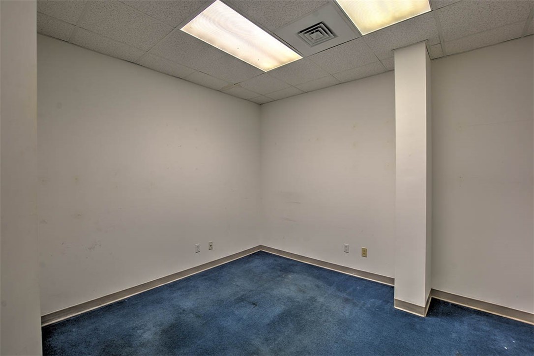 433 W Pershing Road Property Photo 18