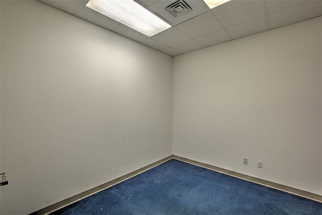 433 W Pershing Road Property Photo 19