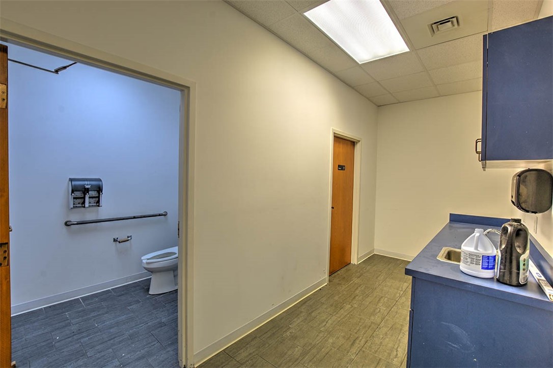 433 W Pershing Road Property Photo 20