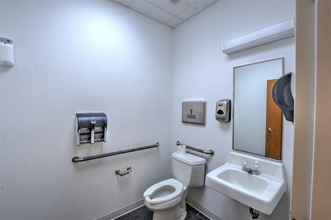 433 W Pershing Road Property Photo 21