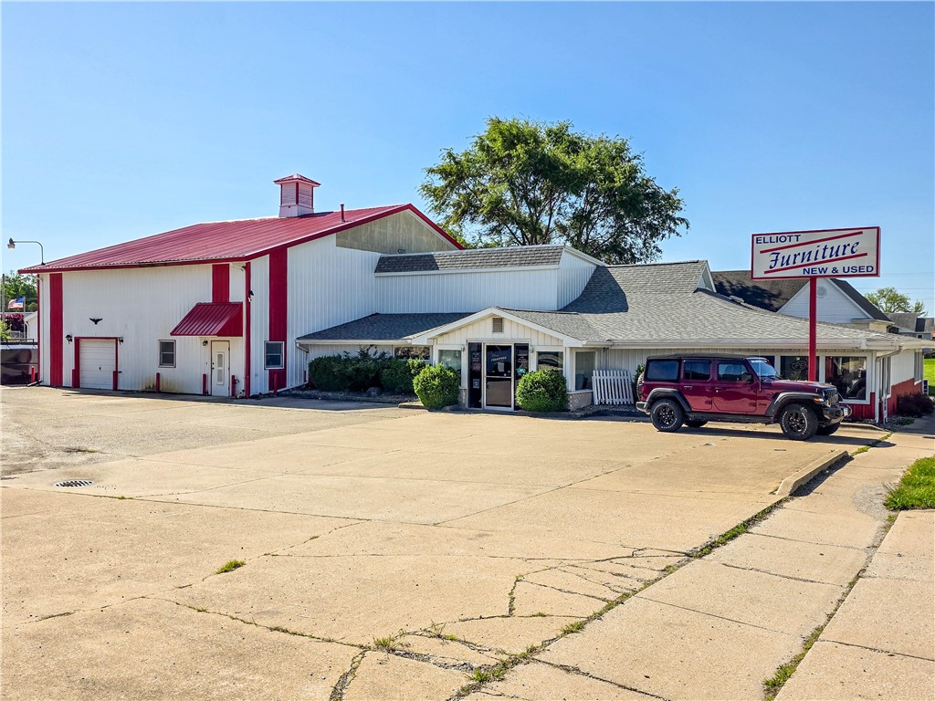712 Lake Land Boulevard Property Photo 1