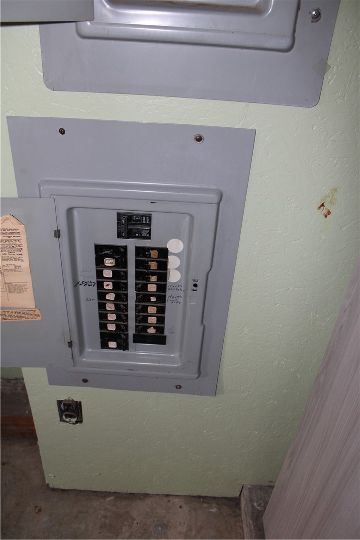 712 Lake Land Boulevard Property Photo 10