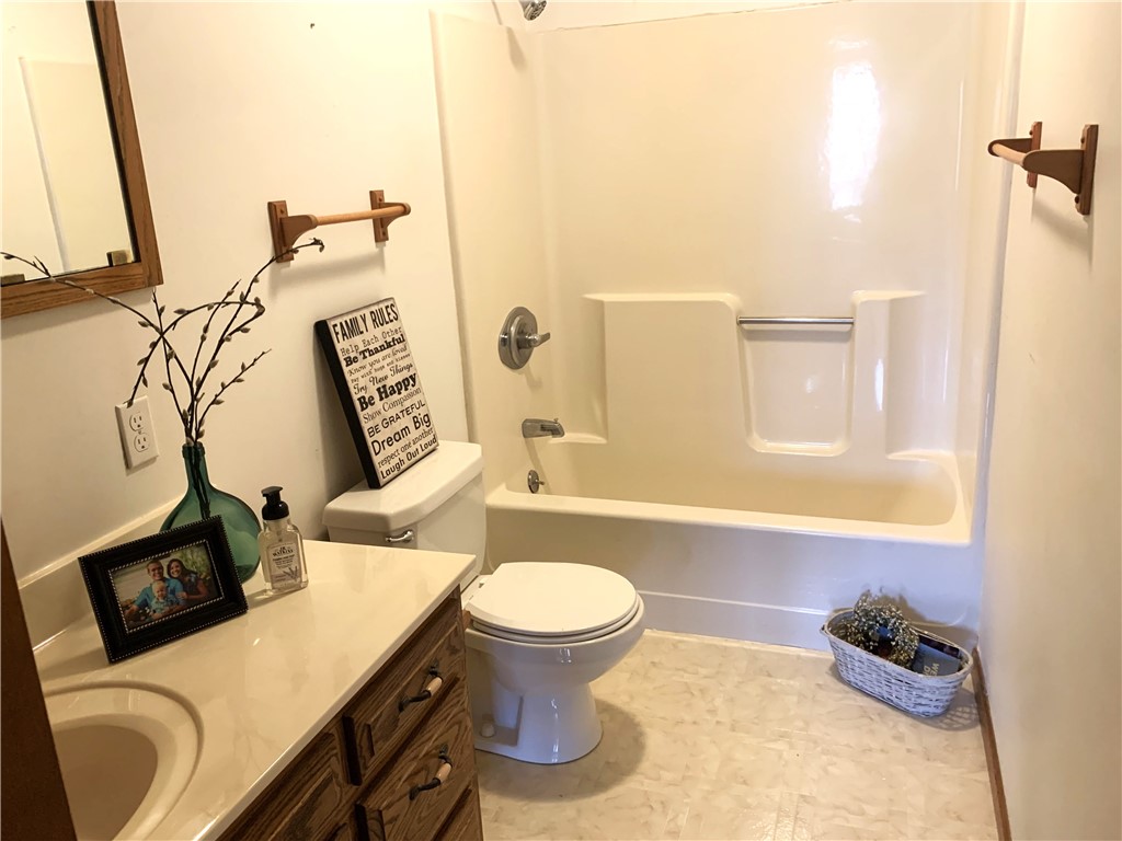 43 Lake Shore Drive Property Photo 18