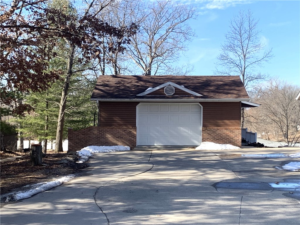 43 Lake Shore Drive Property Photo 23