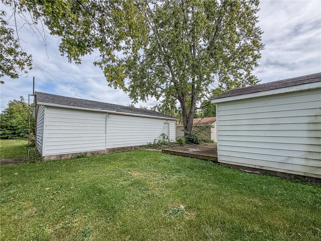 510 3rd Street Property Photo 18