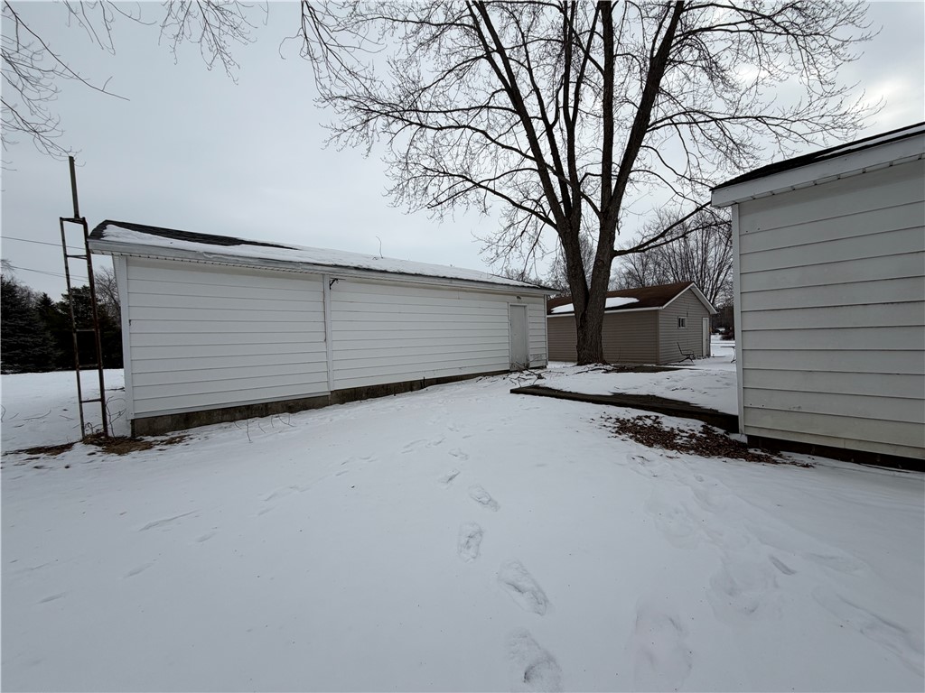 510 3rd Street Property Photo 21