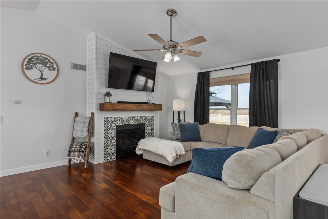 11020 Lake Edward Lane Property Photo 11