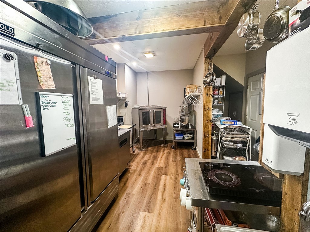 102 E Main Street Property Photo 16