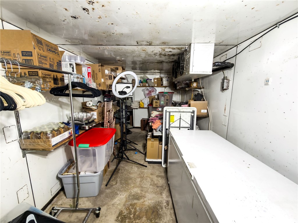 102 E Main Street Property Photo 35