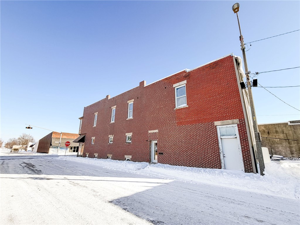 102 E Main Street Property Photo 42