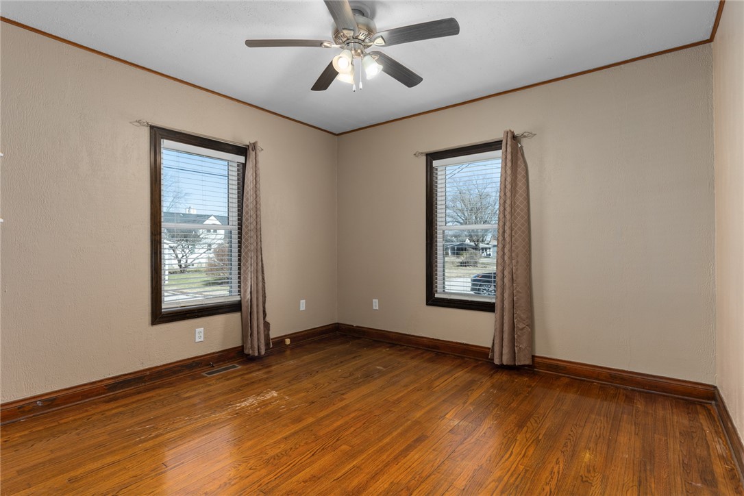 302 N Main Street Property Photo 18