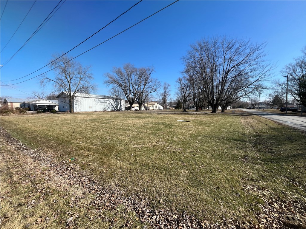 705 2nd Street Property Photo 8