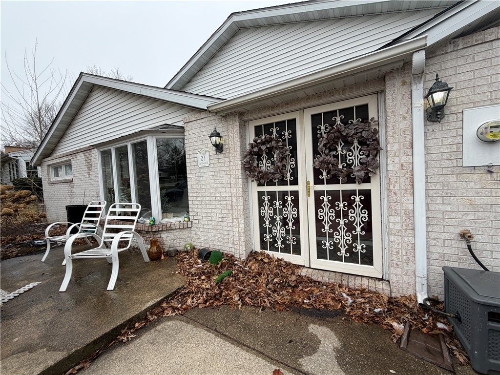 23 Greenridge Drive Property Photo 2