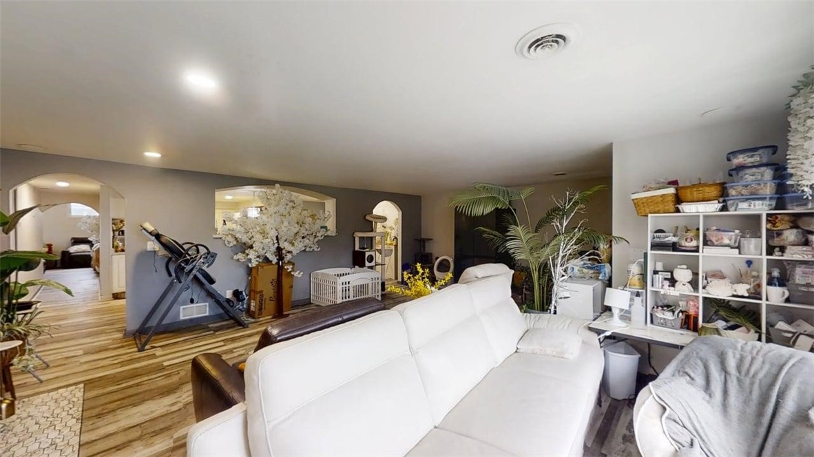 23 Greenridge Drive Property Photo 6