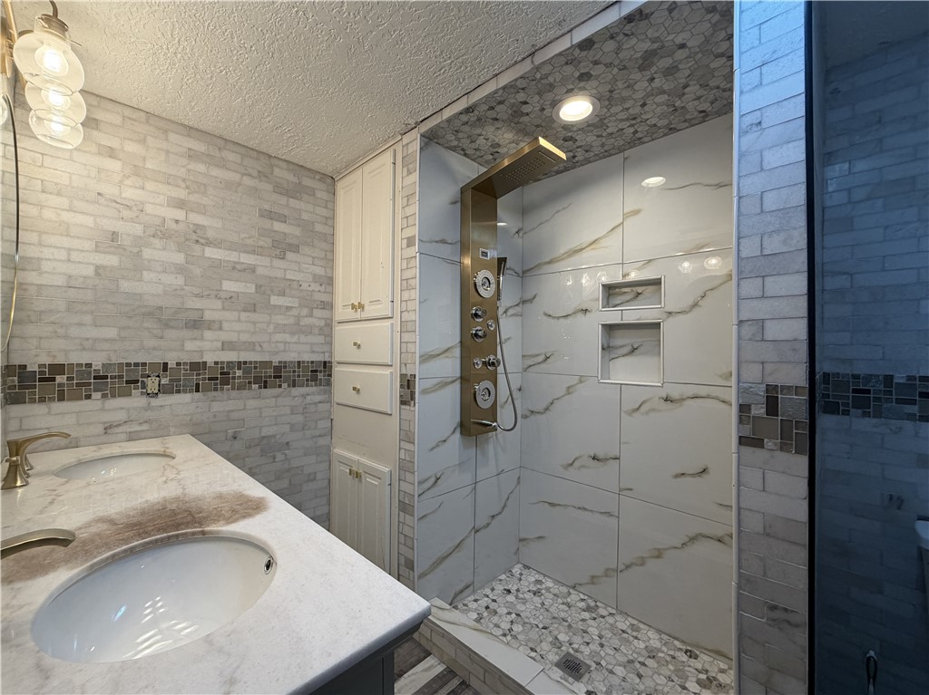 23 Greenridge Drive Property Photo 25