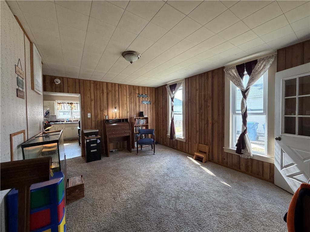405 Seminary Avenue Property Photo 10