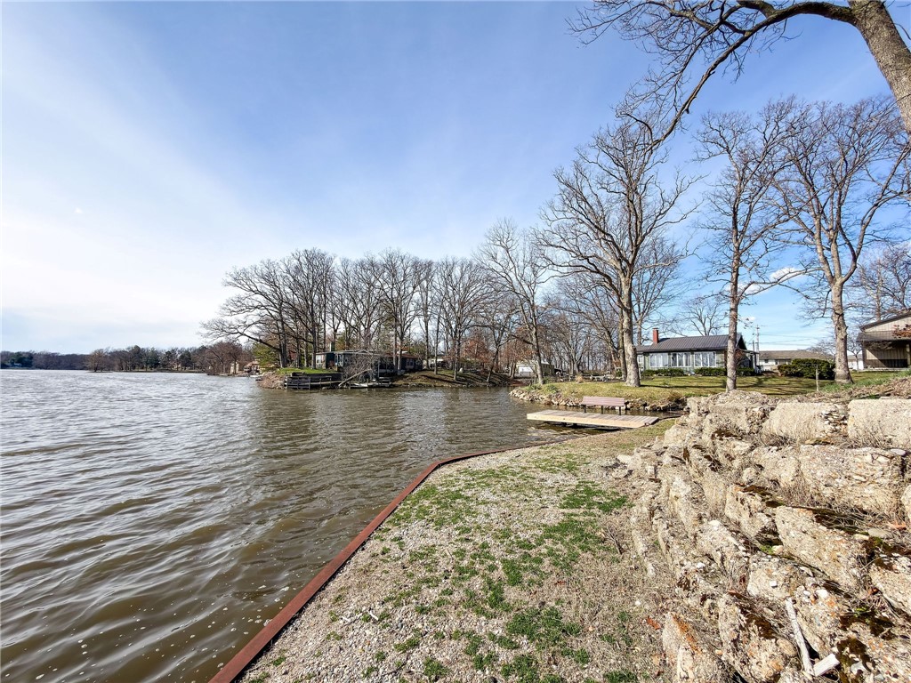 7 Circle Drive Property Photo 3