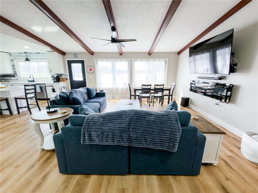 7 Circle Drive Property Photo 6